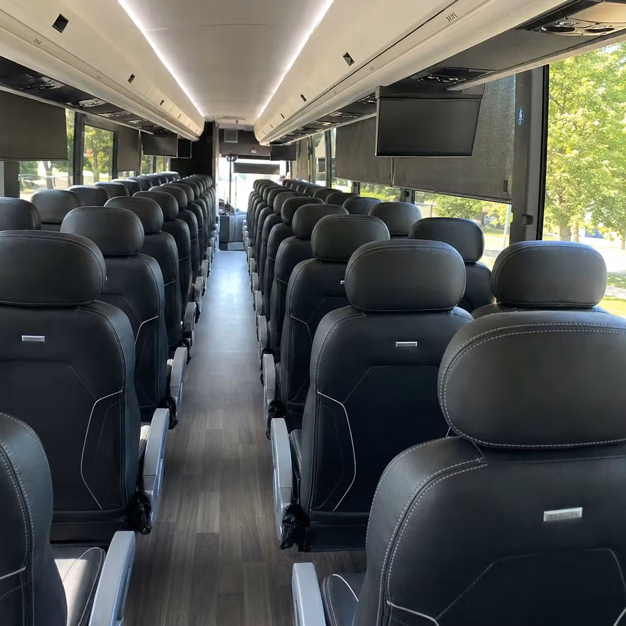 charter buses for large vineland prom groups heading to south jersey venues